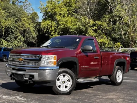 Red 2013 Chevrolet Silverado 1500 LT for sale in Davison, MI