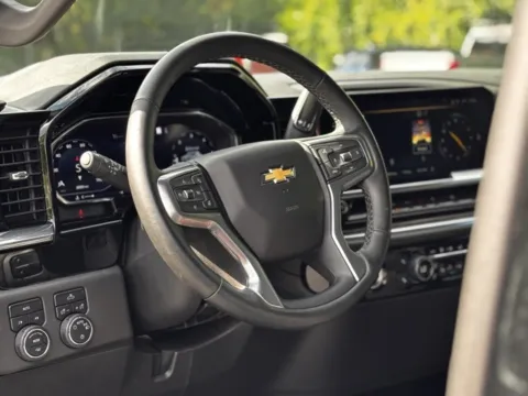 More photos of 2023 Chevrolet Silverado 1500 LT at Hank Graff Chevrolet Davison, MI