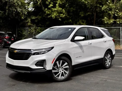 White 2023 Chevrolet Equinox LT for sale in Davison, MI