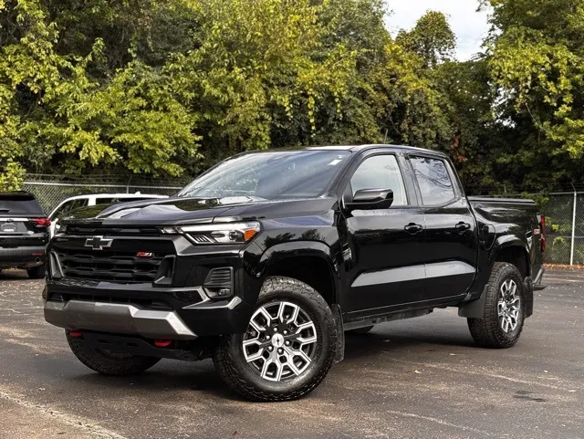 Black 2023 Chevrolet Colorado Z71 for sale in Davison, MI
