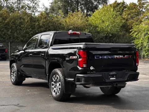 More photos of 2023 Chevrolet Colorado Z71 at Hank Graff Chevrolet Davison, MI