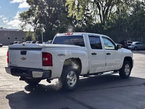 Photos of 2007 Chevrolet Silverado 1500 LT for sale in Davison, MI at Hank Graff Chevrolet Davison