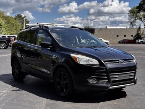 Photos of 2014 Ford Escape SE for sale in Davison, MI at Hank Graff Chevrolet Davison
