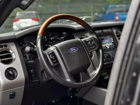 More photos of 2008 Ford Expedition EL Limited at Hank Graff Chevrolet Davison, MI
