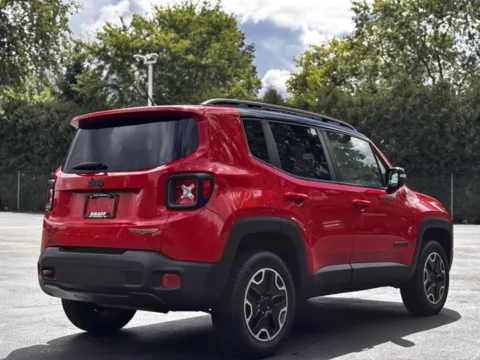 Photos of 2017 Jeep Renegade Trailhawk for sale in Davison, MI at Hank Graff Chevrolet Davison