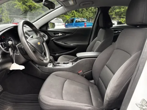 More photos of 2017 Chevrolet Malibu LS at Hank Graff Chevrolet Davison, MI