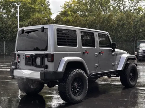 Photos of 2015 Jeep Wrangler Unlimited Sahara for sale in Davison, MI at Hank Graff Chevrolet Davison