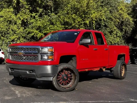 Red 2014 Chevrolet Silverado 1500 LT for sale in Davison, MI