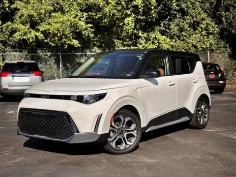 White 2025 Kia Soul EX for sale in Davison, MI