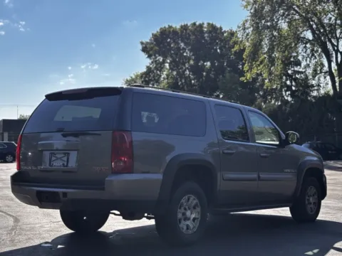 Photos of 2007 GMC Yukon XL SLE 1500 for sale in Davison, MI at Hank Graff Chevrolet Davison