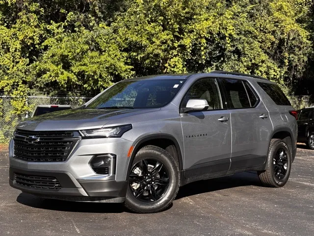 Gray 2023 Chevrolet Traverse LT for sale in Davison, MI