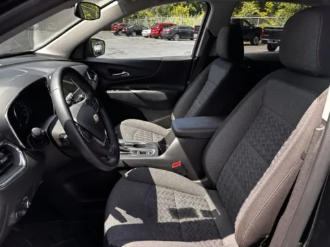 More photos of 2023 Chevrolet Equinox LT at Hank Graff Chevrolet Davison, MI