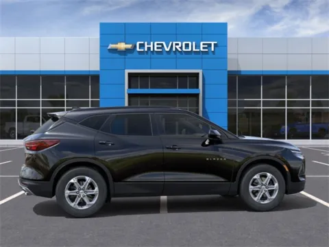 More photos of 2025 Chevrolet Blazer LT at Hank Graff Chevrolet Davison, MI