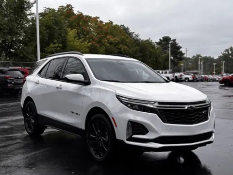 Photos of 2023 Chevrolet Equinox RS for sale in Davison, MI at Hank Graff Chevrolet Davison