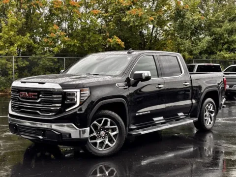 Black 2023 GMC Sierra 1500 SLT for sale in Davison, MI