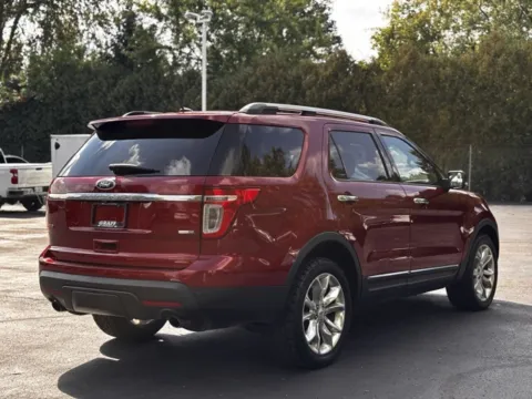 Photos of 2014 Ford Explorer XLT for sale in Davison, MI at Hank Graff Chevrolet Davison