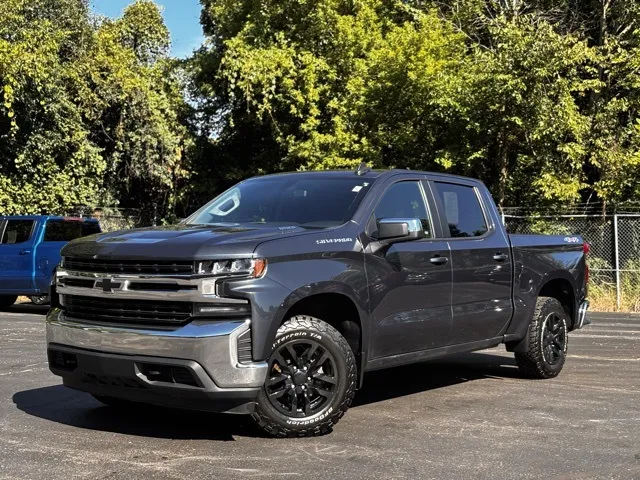 Gray 2020 Chevrolet Silverado 1500 LT for sale in Davison, MI
