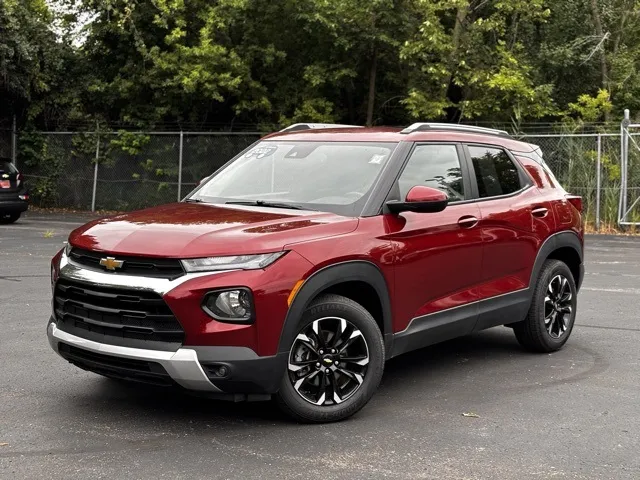 Red 2022 Chevrolet TrailBlazer LT for sale in Davison, MI