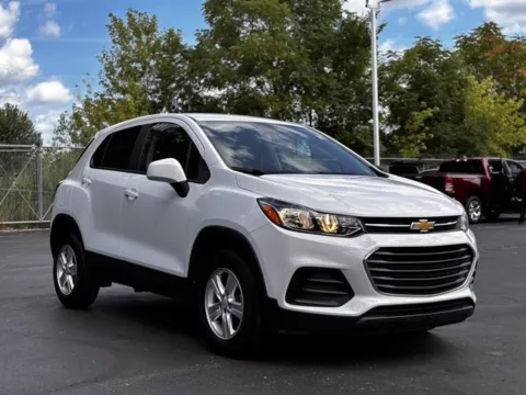 Photos of 2022 Chevrolet Trax LS for sale in Davison, MI at Hank Graff Chevrolet Davison