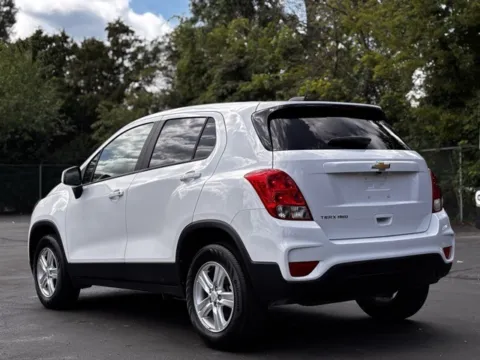 More photos of 2022 Chevrolet Trax LS at Hank Graff Chevrolet Davison, MI