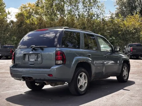 Photos of 2009 Chevrolet TrailBlazer LT for sale in Davison, MI at Hank Graff Chevrolet Davison