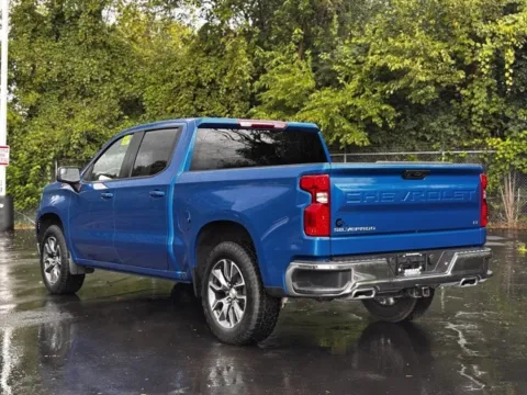 More photos of 2023 Chevrolet Silverado 1500 LT at Hank Graff Chevrolet Davison, MI