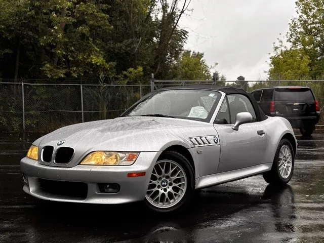 Silver 2001 BMW Z3 2.5i for sale in Davison, MI