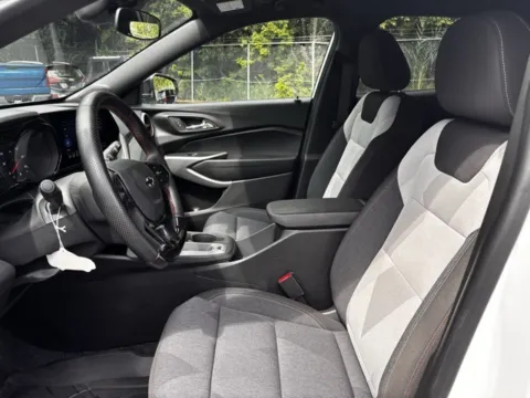 More photos of 2024 Chevrolet Trax 1RS at Hank Graff Chevrolet Davison, MI