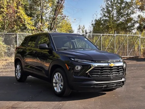 Photos of 2025 Chevrolet TrailBlazer LS for sale in Davison, MI at Hank Graff Chevrolet Davison