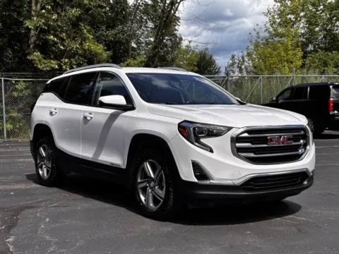 Photos of 2019 GMC Terrain SLT for sale in Davison, MI at Hank Graff Chevrolet Davison