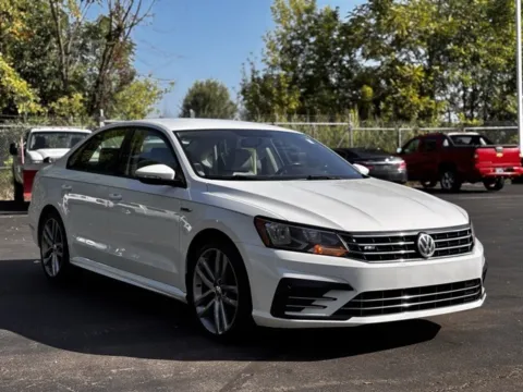 Photos of 2018 Volkswagen Passat 2.0T R-Line for sale in Davison, MI at Hank Graff Chevrolet Davison