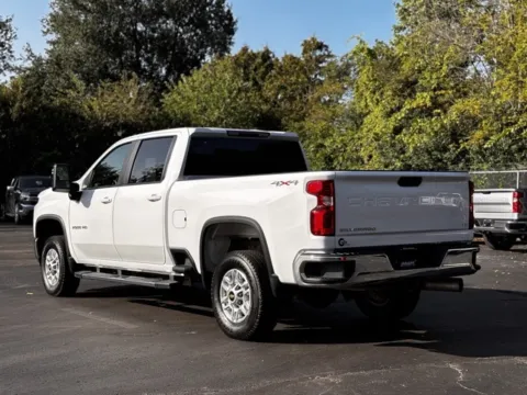 More photos of 2022 Chevrolet Silverado 2500HD LT at Hank Graff Chevrolet Davison, MI