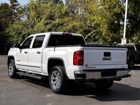 More photos of 2014 GMC Sierra 1500 SLT at Hank Graff Chevrolet Davison, MI