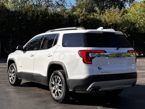 More photos of 2023 GMC Acadia SLE at Hank Graff Chevrolet Davison, MI