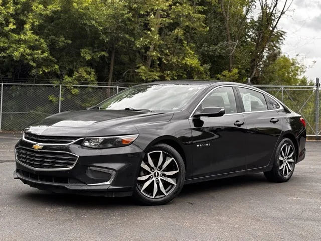 Black 2017 Chevrolet Malibu LT for sale in Davison, MI