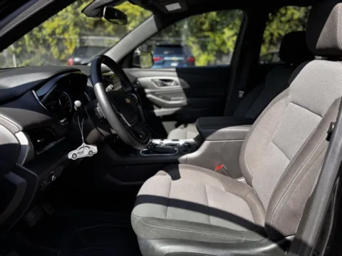 More photos of 2023 Chevrolet Traverse LT at Hank Graff Chevrolet Davison, MI