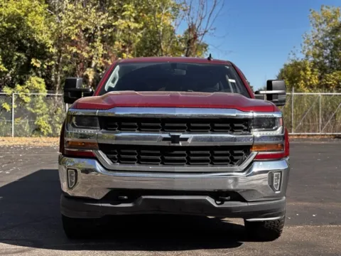 Photos of 2018 Chevrolet Silverado 1500 LT for sale in Davison, MI at Hank Graff Chevrolet Davison