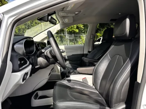 More photos of 2024 Chrysler Pacifica Touring L at Hank Graff Chevrolet Davison, MI