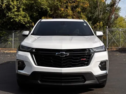 Photos of 2024 Chevrolet Traverse Limited RS for sale in Davison, MI at Hank Graff Chevrolet Davison