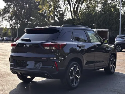 Photos of 2022 Chevrolet TrailBlazer RS for sale in Davison, MI at Hank Graff Chevrolet Davison