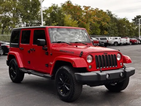 Photos of 2015 Jeep Wrangler Unlimited Sahara for sale in Davison, MI at Hank Graff Chevrolet Davison