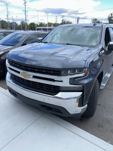 Gray 2021 Chevrolet Silverado 1500 LT for sale in Davison, MI