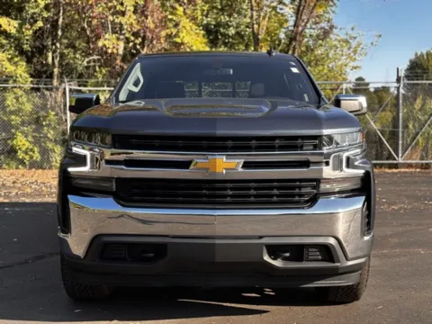 Photos of 2021 Chevrolet Silverado 1500 LT for sale in Davison, MI at Hank Graff Chevrolet Davison