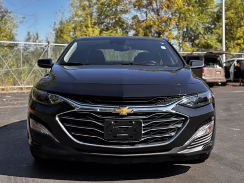 Photos of 2023 Chevrolet Malibu LT for sale in Davison, MI at Hank Graff Chevrolet Davison