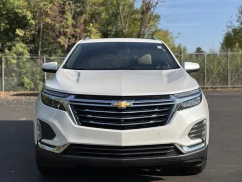 Photos of 2023 Chevrolet Equinox Premier for sale in Davison, MI at Hank Graff Chevrolet Davison