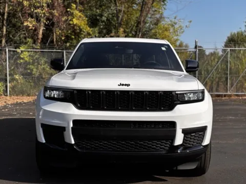 Photos of 2024 Jeep Grand Cherokee L Altitude X for sale in Davison, MI at Hank Graff Chevrolet Davison