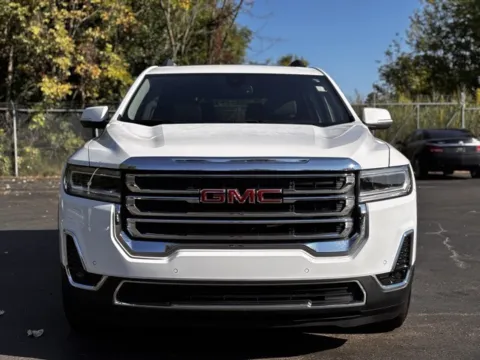 Photos of 2023 GMC Acadia SLT for sale in Davison, MI at Hank Graff Chevrolet Davison