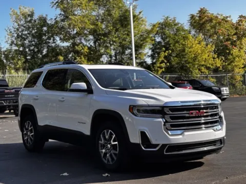 Photos of 2023 GMC Acadia SLT for sale in Davison, MI at Hank Graff Chevrolet Davison