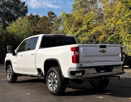 More photos of 2023 Chevrolet Silverado 2500HD LT at Hank Graff Chevrolet Davison, MI