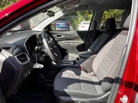 More photos of 2023 Chevrolet Equinox LT at Hank Graff Chevrolet Davison, MI